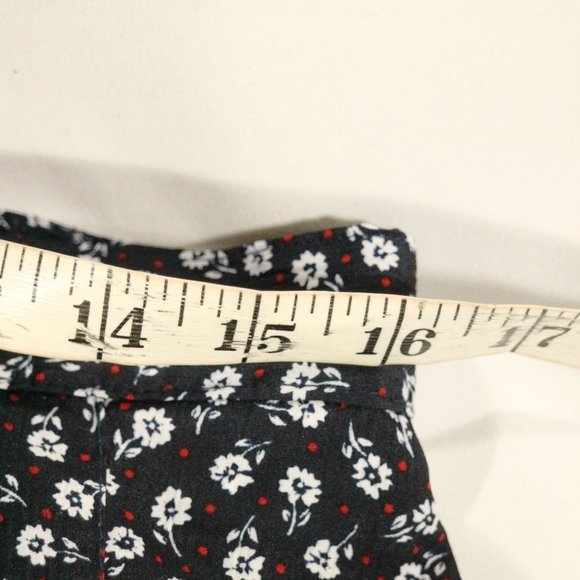 KATHIE LEE Black and White Floral Print A-Line Skirt Sz 10 - Picture 7 of 8